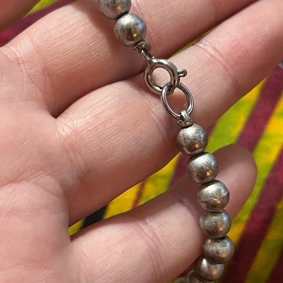 VTG Boho Faux Gemstone Plastic and Silver Tone Metal Beaded Costume Necklace - Picture 4 of 6